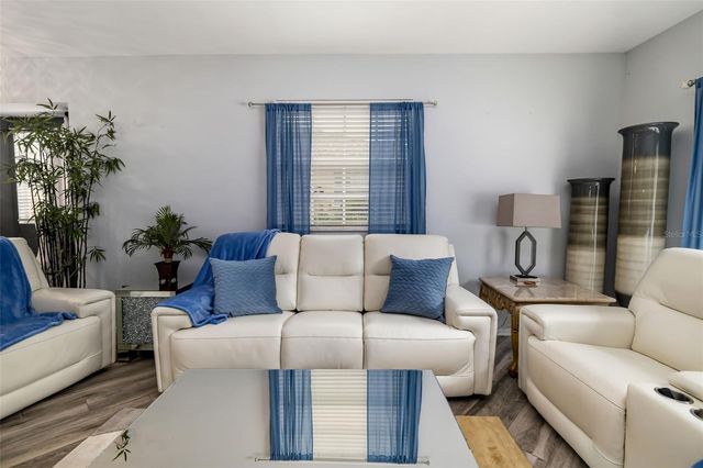 411 28TH STREET W, Palmetto, FL 34221