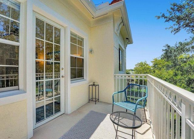 9857 Baywinds Drive 9302, West Palm Beach, FL 33411