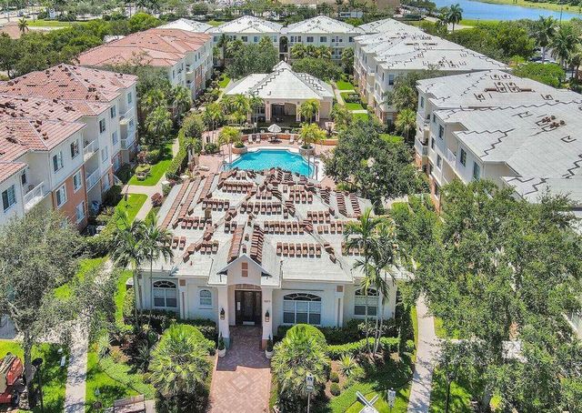 9857 Baywinds Drive 9302, West Palm Beach, FL 33411