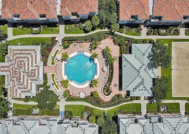 9857 Baywinds Drive 9302, West Palm Beach, FL 33411