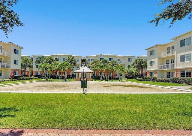 9857 Baywinds Drive 9302, West Palm Beach, FL 33411