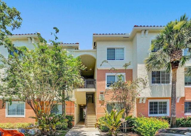 9857 Baywinds Drive 9302, West Palm Beach, FL 33411