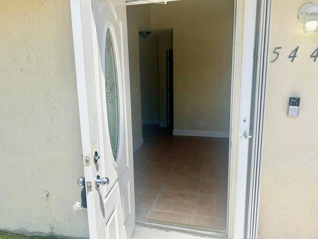 5447 Twin Oakes Road, Greenacres, FL 33463
