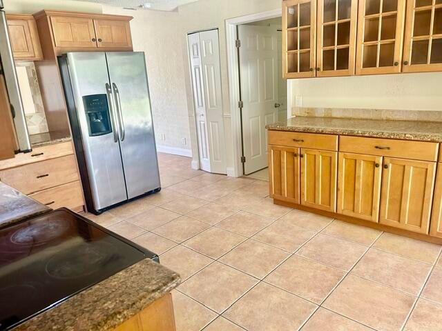5447 Twin Oakes Road, Greenacres, FL 33463