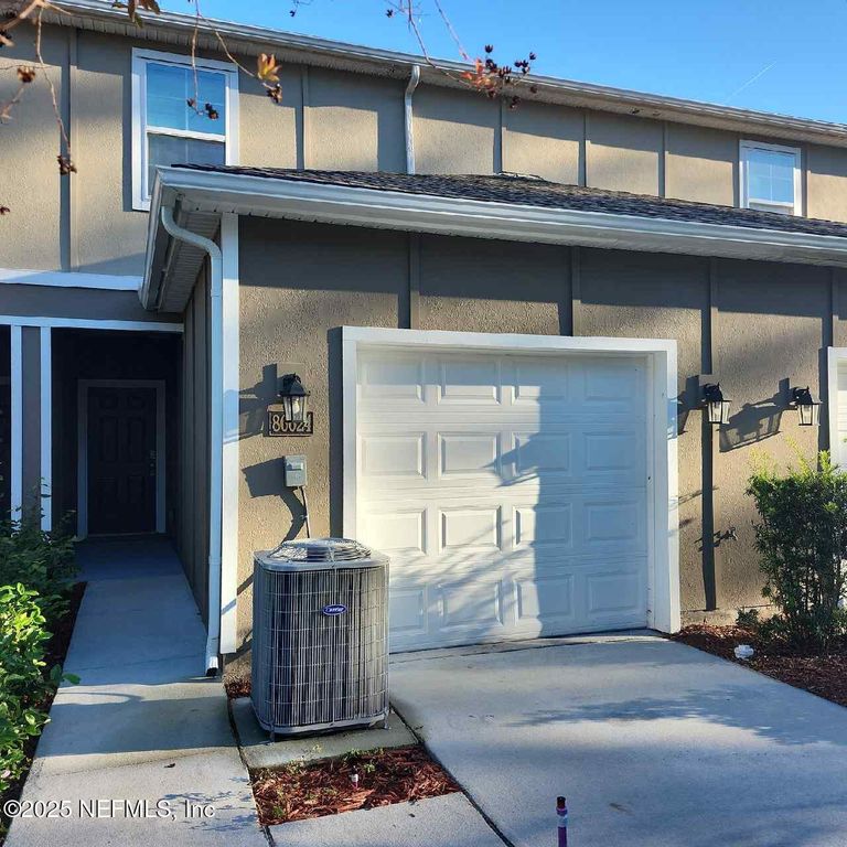 86624 SHORTLINE Circle, Yulee, FL 32097