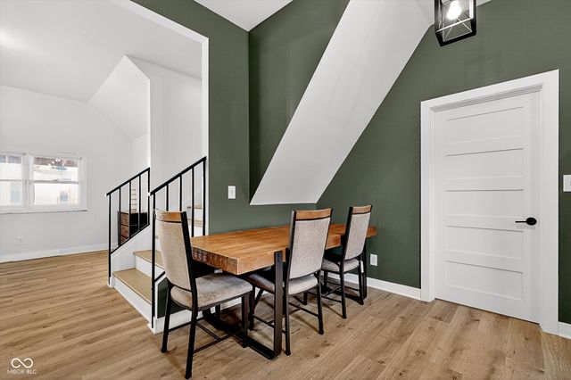 416 W 5th Street W, Greenfield, IN 46140