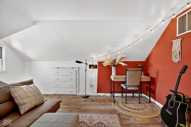 416 W 5th Street W, Greenfield, IN 46140