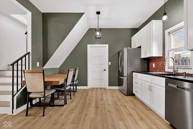 416 W 5th Street W, Greenfield, IN 46140