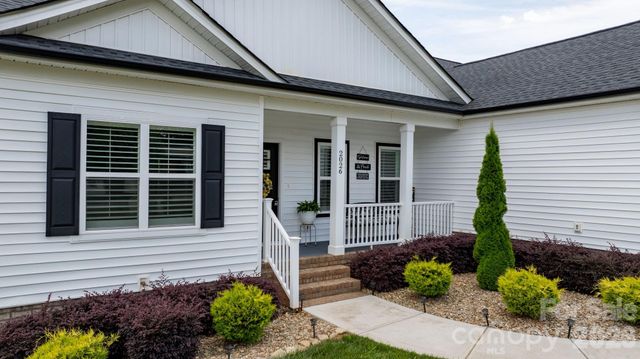2026 Crestdale Lane, Newton, NC 28658