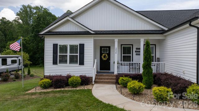2026 Crestdale Lane, Newton, NC 28658