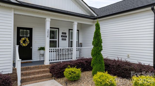 2026 Crestdale Lane, Newton, NC 28658