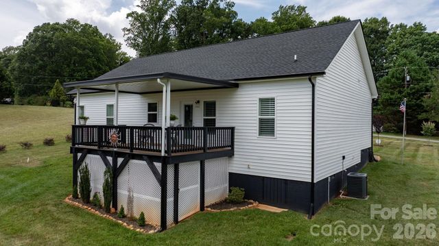 2026 Crestdale Lane, Newton, NC 28658