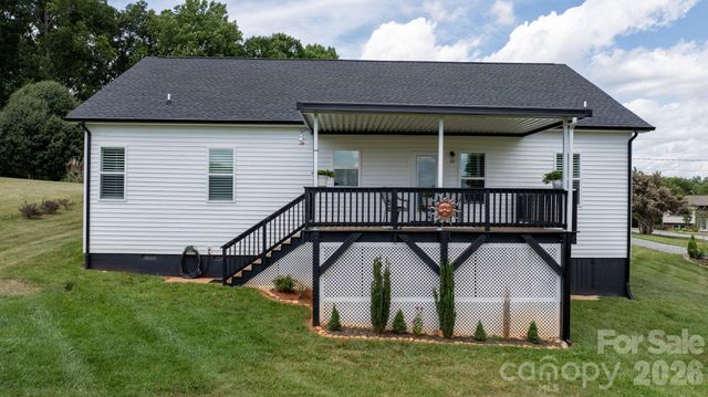 2026 Crestdale Lane, Newton, NC 28658