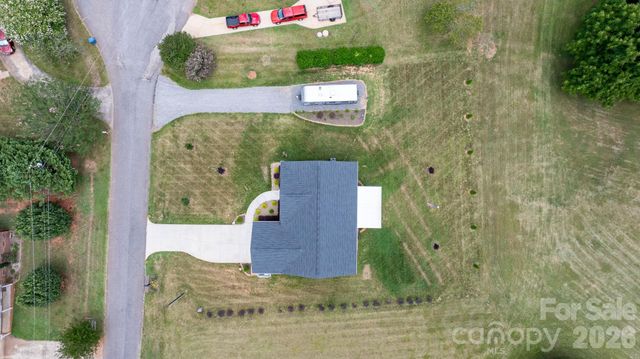 2026 Crestdale Lane, Newton, NC 28658