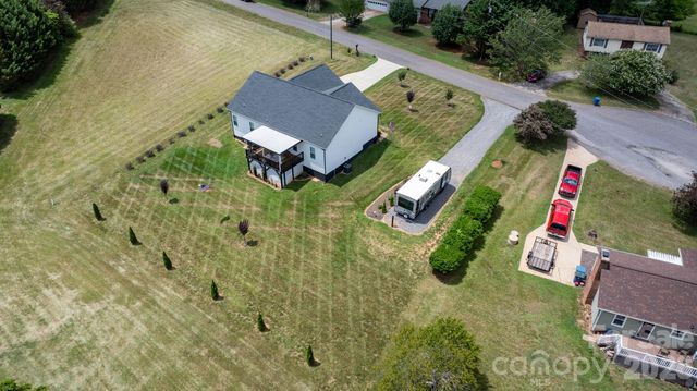 2026 Crestdale Lane, Newton, NC 28658