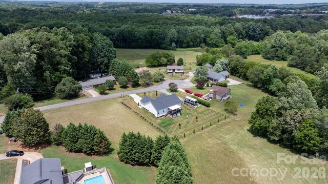 2026 Crestdale Lane, Newton, NC 28658