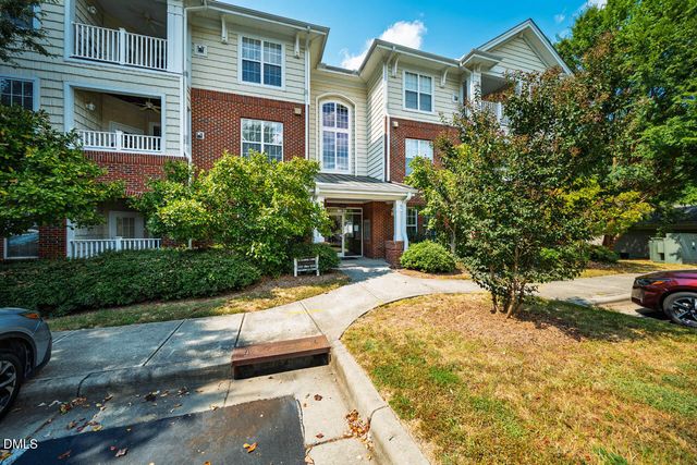 1221 Arborgate Circle, Chapel Hill, NC 27514