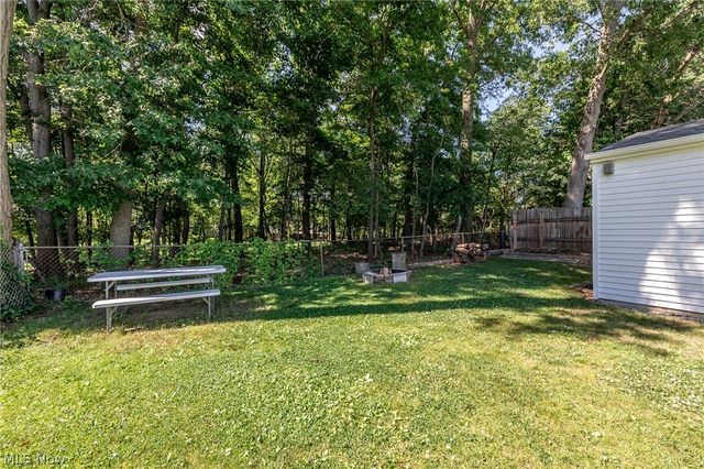 3299 Winthrop Drive, Parma, OH 44134