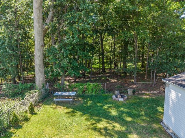 3299 Winthrop Drive, Parma, OH 44134