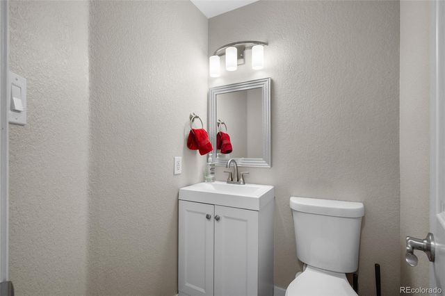 11656 Oakland Drive, Commerce City, CO 80640