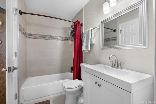 11656 Oakland Drive, Commerce City, CO 80640