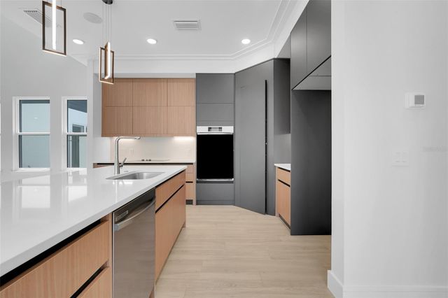 3040 KENSINGTON AVENUE, Davenport, FL 33837