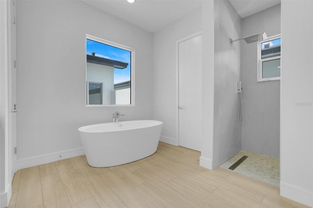 3040 KENSINGTON AVENUE, Davenport, FL 33837