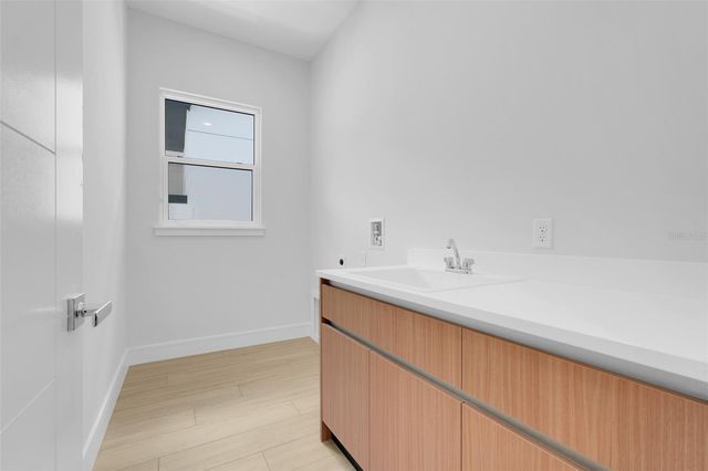 3040 KENSINGTON AVENUE, Davenport, FL 33837