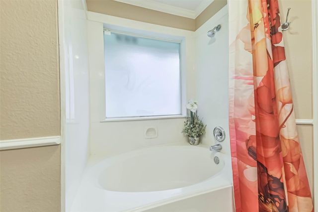 4111 Hermitage Hollow Lane, Kingwood, TX 77339