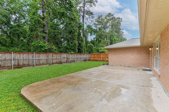 4111 Hermitage Hollow Lane, Kingwood, TX 77339