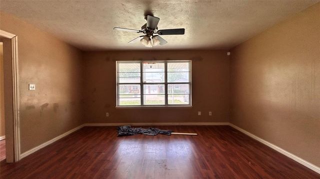 3220 Hilltop Road, Midwest City, OK 73110