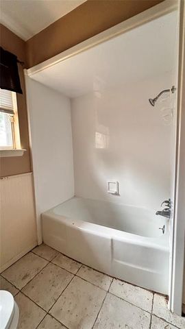 3220 Hilltop Road, Midwest City, OK 73110