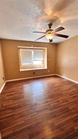 3220 Hilltop Road, Midwest City, OK 73110