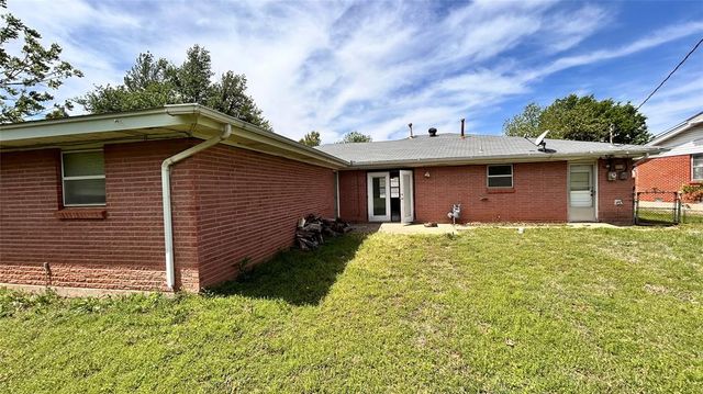 3220 Hilltop Road, Midwest City, OK 73110