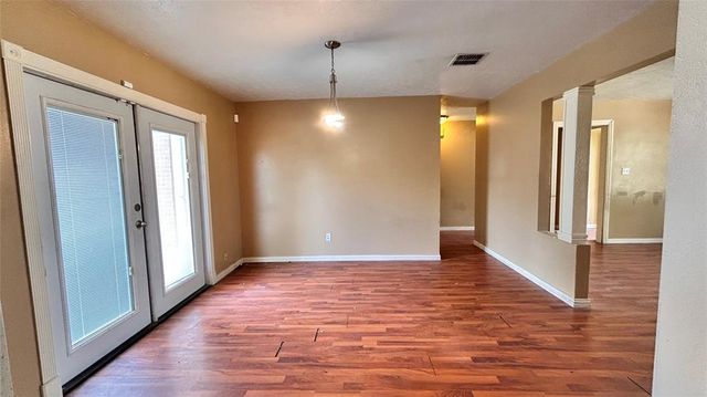 3220 Hilltop Road, Midwest City, OK 73110