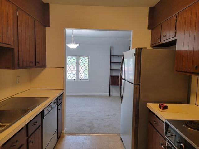 80 Trapelo Road 1, Belmont, MA 02478