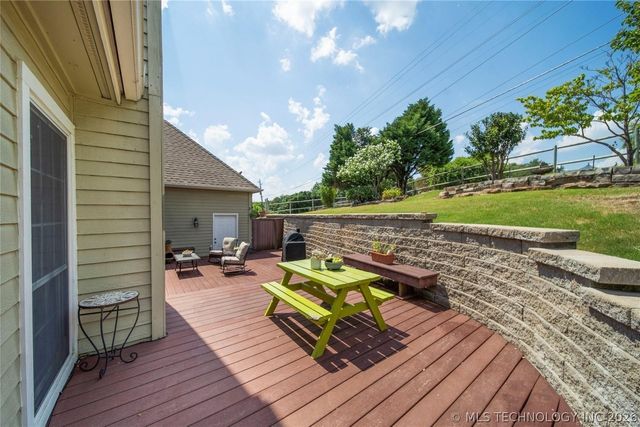5541 E 77th Street E, Tulsa, OK 74136