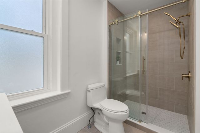 14 Claflin Road 3, Brookline, MA 02445