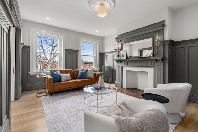 14 Claflin Road 3, Brookline, MA 02445