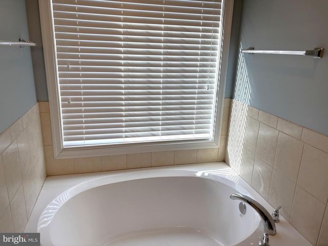 25450 HONEYSUCKLE DR, Seaford, DE 19973