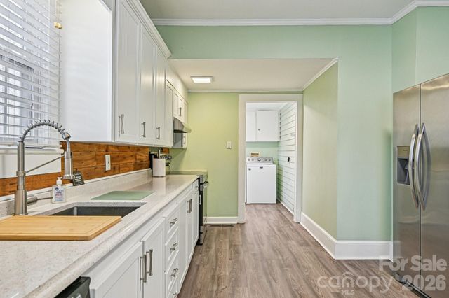 808 W B Street, Kannapolis, NC 28081