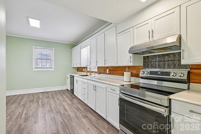 808 W B Street, Kannapolis, NC 28081