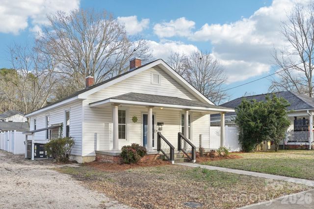 808 W B Street, Kannapolis, NC 28081