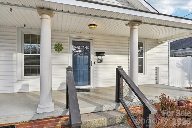 808 W B Street, Kannapolis, NC 28081