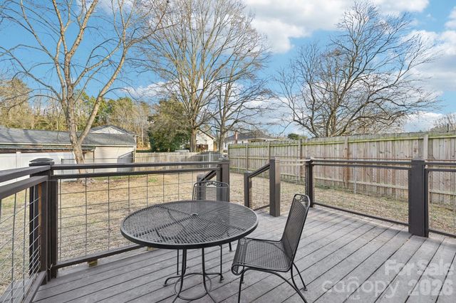 808 W B Street, Kannapolis, NC 28081