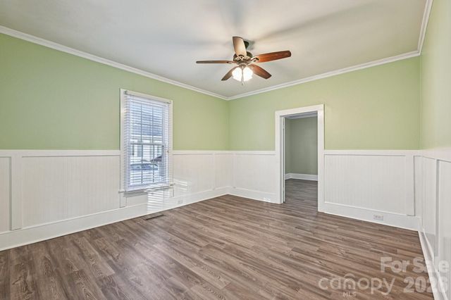 808 W B Street, Kannapolis, NC 28081