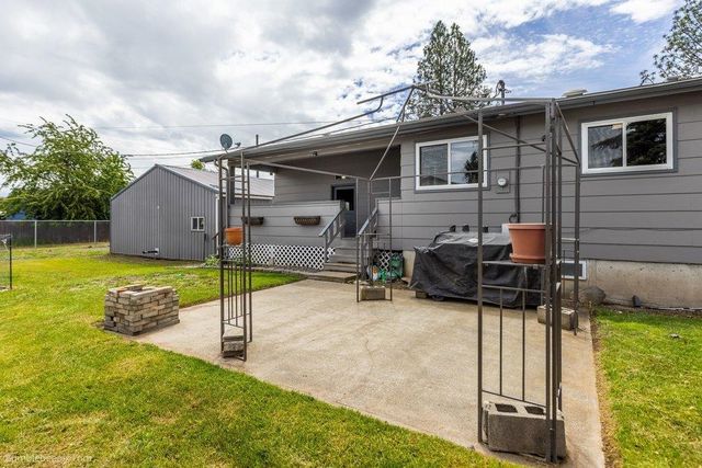 1007 E Fellows St, Medical Lake, WA 99022