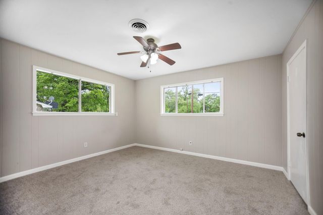 1105 Johnson Avenue, Lufkin, TX 75904