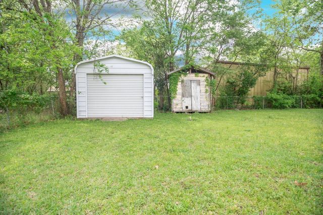 1105 Johnson Avenue, Lufkin, TX 75904