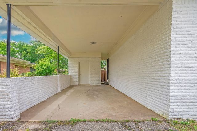 1105 Johnson Avenue, Lufkin, TX 75904